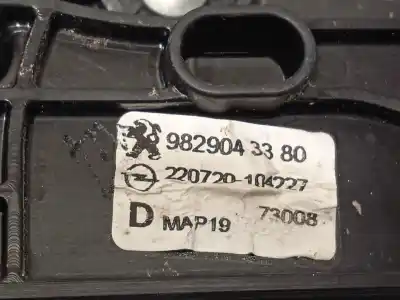 Автозапчасти б/у регулятор стекла переднего правого за peugeot 208 ii (ub_, up_, uw_, uj_) 1.2 puretech 130 ссылки oem iam 9829043380  9829042980