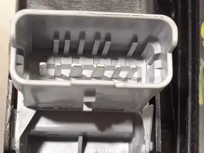 Автозапчасти б/у задний правый стеклорегулятор за peugeot 208 ii (ub_, up_, uw_, uj_) 1.2 puretech 130 ссылки oem iam 9829045580  9829045280