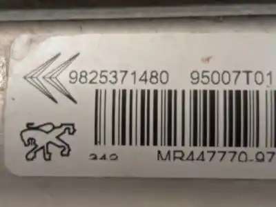 Автозапчасти б/у конденсатор / радиатор кондиционера воздуха за peugeot 208 ii (ub_, up_, uw_, uj_) 1.2 puretech 130 ссылки oem iam 9825371480  