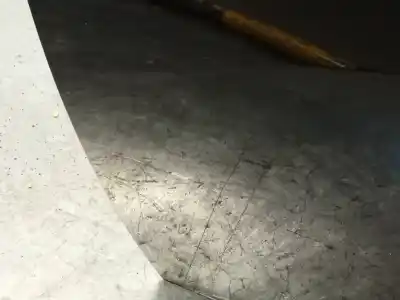 Автозапчасти б/у левая передняя дверь за peugeot 208 ii (ub_, up_, uw_, uj_) 1.2 puretech 130 ссылки oem iam 9827577680  