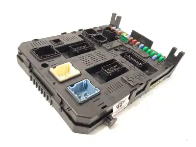 Peça sobressalente para automóvel em segunda mão CAIXA DE FUSÍVEIS E RELÉS por PEUGEOT 5008 (0U_, 0E_)  Referências OEM IAM 9666895680  1613316380 Peça sobressalente para automóvel em segunda mão CAIXA DE FUSÍVEIS E RELÉS por PEUGEOT 5008 (0U_, 0E_)  Referências OEM IAM 9666895680  1613316380
