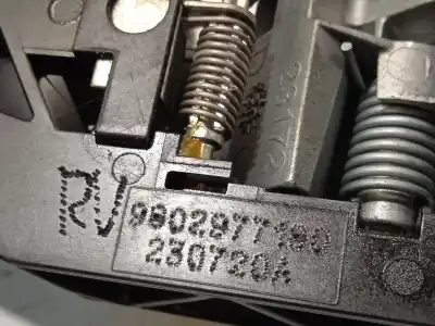 Автозапчасти б/у задняя правая наружная ручка за peugeot 208 ii (ub_, up_, uw_, uj_) 1.2 puretech 130 ссылки oem iam 9802977180  