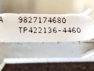 Автозапчастина б/у водяний радіатор для peugeot 208 ii (ub_, up_, uw_, uj_) 1.2 puretech 100 посилання на oem iam 9827174680  