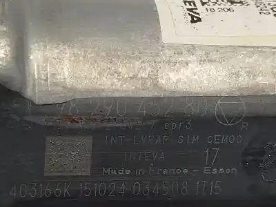 Автозапчасти б/у задний правый стеклорегулятор за peugeot 208 ii (ub_, up_, uw_, uj_) 1.2 puretech 100 ссылки oem iam 9829045580  9829045280