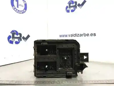 Pièce détachée automobile d'occasion boîtes à fusibles pour opel corsa e selective références oem iam 39036044  