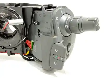 Pièce détachée automobile d'occasion commande de clignotants pour renault kangoo express (fw0/1_) 1.5 dci 75 (fw07, fw10, fw04) références oem iam 255670069r  28474728079