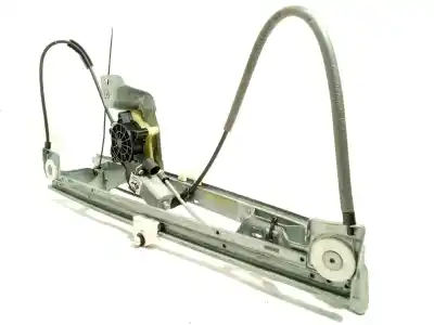 Pièce détachée automobile d'occasion léve glace avant droit pour renault kangoo express (fw0/1_) 1.5 dci 75 (fw07, fw10, fw04) références oem iam 807207012r