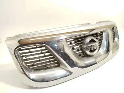 Peça sobressalente para automóvel em segunda mão GRELHA FRONTAL por NISSAN TERRANO II (R20) 2.7 TDI 4WD Referências OEM IAM 623102X901  