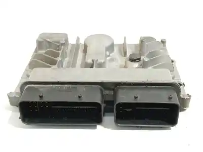 Pièce détachée automobile d'occasion calculateur moteur ecu pour opel astra j sedán 1.7 cdti (69) références oem iam 55588354  55579719