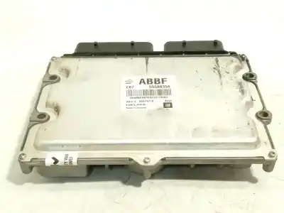 Pièce détachée automobile d'occasion calculateur moteur ecu pour opel astra j sedán 1.7 cdti (69) références oem iam 55588354  55579719