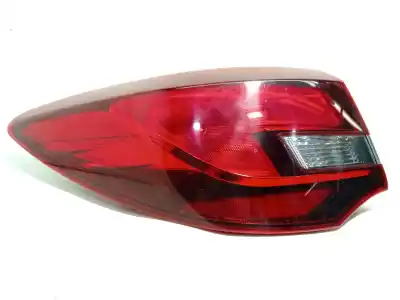 Pièce détachée automobile d'occasion feu arrière gauche pour opel astra j sedán 1.7 cdti (69) références oem iam 25870153