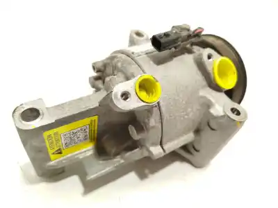 Peça sobressalente para automóvel em segunda mão COMPRESSOR DE AR CONDICIONADO A/A A/C por DACIA SANDERO II  Referências OEM IAM 926001571R T98082AA 