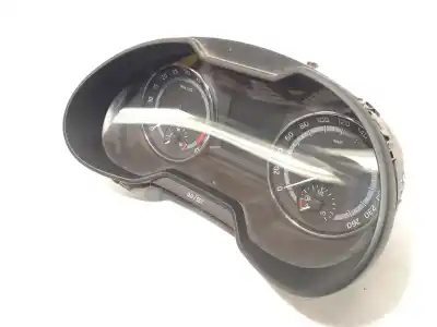 Second-hand car spare part dashboard for skoda octavia iii combi (5e5, 5e6) 2.0 tdi 4x4 oem iam references 5e0920749b  