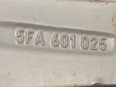 Автозапчастина б/у шина для seat leon (kl1) 2.0 tdi посилання на oem iam 5fa601025  5fa6010258z8