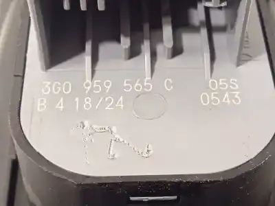 Автозапчастина б/у передні вікний вмикач для seat leon (kl1) 1.0 tsi посилання на oem iam 5g0959857e 3g0959565c 5g0959857ewzu