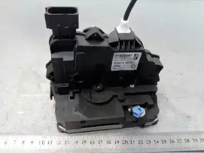 Peça sobressalente para automóvel em segunda mão fechadura da porta dianteira direita por fiat punto (199) easy referências oem iam 51905681