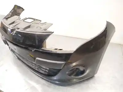Pezzo di ricambio per auto di seconda mano paraurti anteriore per renault megane iii fastback (bz0/1_, b3_) 1.5 dci riferimenti oem iam 620220035r  622540001r