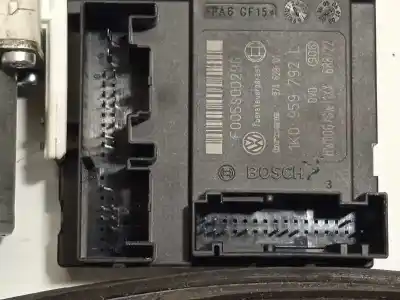 Автозапчастина б/у регулятор переднього правого скла для volkswagen jetta (1k2) 1.9 tdi посилання на oem iam 1k5837402ah 1k0959792l 