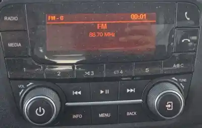 Second-hand car spare part audio system / radio cd for iveco daily vi furgón 35s16, 35c16, 70c16 oem iam references 5802902247  