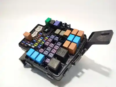 Автозапчасти б/у блок реле/предохранителей за mazda cx-3 (dk) 2.0 skyactiv-g ссылки oem iam d09w66767  d09w66760