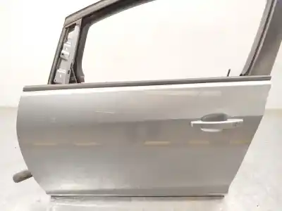 Автозапчасти б/у левая передняя дверь за opel astra j (p10) 1.7 cdti (68) ссылки oem iam 13330765  13330765