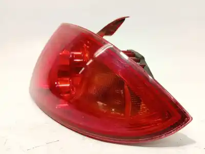 Second-hand car spare part right tailgate light for seat leon (1p1) 1.6 tdi oem iam references 1p0945112d  
