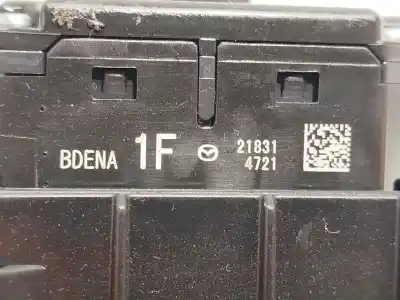 Second-hand car spare part indicator switch for mazda 3 fastback (bp) skyactiv-x m hybrid oem iam references bdena1f  