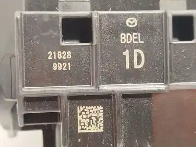 Second-hand car spare part indicator switch for mazda 3 fastback (bp) skyactiv-x m hybrid oem iam references bdena1f  