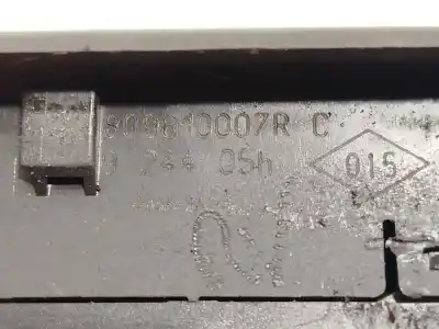 Peça sobressalente para automóvel em segunda mão botão / interruptor elevador vidro dianteiro esquerdo por renault megane iii fastback (bz0/1_, b3_) 1.9 dci (bz0n, bz0j) referências oem iam 809610007r  