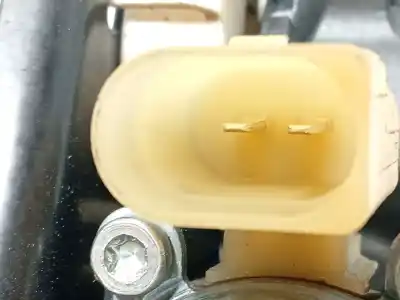 Автозапчастина б/у регулятор скла заднього правого для land rover range rover iii (l322) 3.0 d 4x4 посилання на oem iam cvh000041  