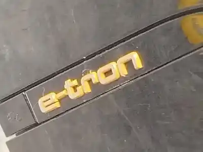 Second-hand car spare part front right fin for audi e-tron (gen) 50 quattro oem iam references 4ke821022c  