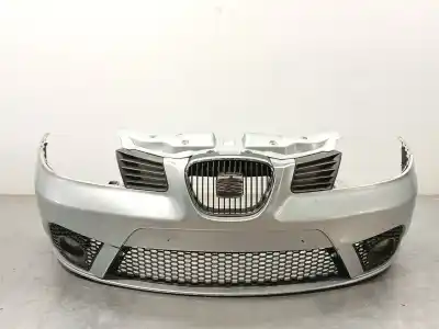 Pièce détachée automobile d'occasion LE PARE-CHOC AVANT pour SEAT IBIZA III (6L1) 1.4 TDI Références OEM IAM 6L6807217K  