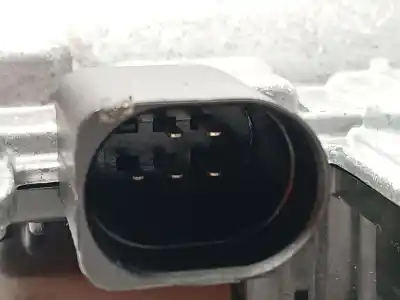 Second-hand car spare part tailgate central locking system  for audi e-tron (gen) 50 quattro oem iam references 3v5827887b  