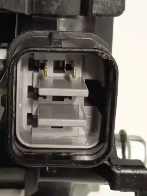 Recambio de automóvil de segunda mano de elevalunas delantero derecho para subaru impreza g12 2.0 diesel cat referencias oem iam 61011fg000  