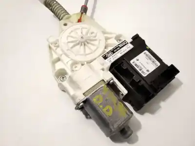 Pezzo di ricambio per auto di seconda mano alzacristalli anteriore destro per audi a3 sportback (8p) 1.6 tdi riferimenti oem iam 8p0959802q 0130822205 8p0959802p