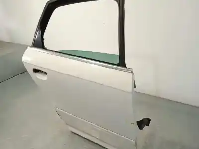Recambio de automóvil de segunda mano de puerta trasera derecha para seat exeo berlina (3r2) sport referencias oem iam 3r0833052  