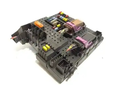 Second-hand car spare part fuse box unit for volvo s60 berlina 2.4 diesel cat oem iam references 30786646 28080156 