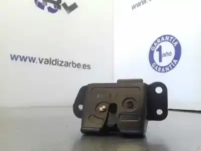 Recambio de automóvil de segunda mano de cerradura maletero / porton para kia cee´d active referencias oem iam   