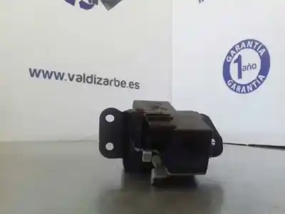 Recambio de automóvil de segunda mano de cerradura maletero / porton para kia cee´d active referencias oem iam   