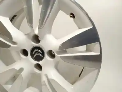 Автозапчастина б/у шина для citroen ds3 design посилання на oem iam 9688118277  5402ar