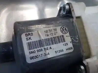Автозапчасти б/у регулятор стекла переднего правого за volkswagen tiguan (5n1) 2.0 tdi ссылки oem iam 5n1837730 5n0837462 