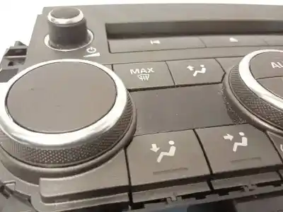 Second-hand car spare part climate control for land rover evoque pure oem iam references bj3214c239ac lr028206 