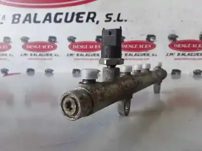 Автозапчастина б/у рампа инжектора для renault scenic rx4 (ja0) f9q796 посилання на oem iam 0445214015 / 7700111013  