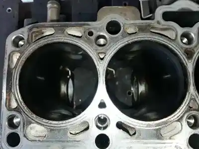 Автозапчастина б/у блокувати для audi a4 b7 (8ec) 2.0 tdi 16v посилання на oem iam   