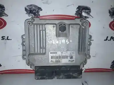 Автозапчастина б/у ебу контролер двигуна для opel astra h gtc d-z19dth посилання на oem iam 0281012122 / 55198054