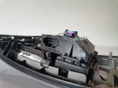 Автозапчасти б/у внутренний свет за audi a8 (4e) bvn ссылки oem iam 4e0947097ak  