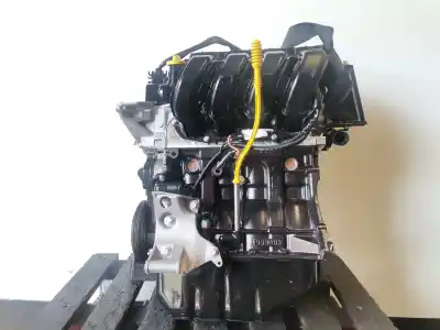 Автозапчастина б/у ДВИГУН КОМПЛЕКТ для RENAULT CLIO II FASE II (B/CB0)  Посилання на OEM IAM D4F712  