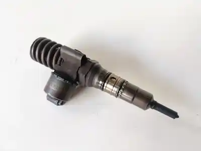 Peça sobressalente para automóvel em segunda mão INJETOR por VOLKSWAGEN GOLF V (1K1) (10.2003)  Referências OEM IAM 03G130073G  
