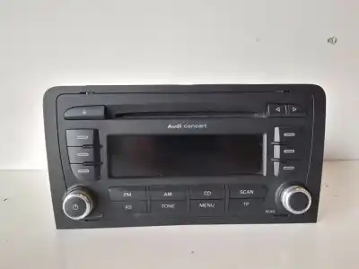 Pezzo di ricambio per auto di seconda mano Impianto Audio / Radio Cd per AUDI A3 (8P1) CAYC Riferimenti OEM IAM 8P0035186AB  