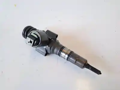 Second-hand car spare part INJECTOR for VOLKSWAGEN TOURAN (1T1)  OEM IAM references 03G130073B  